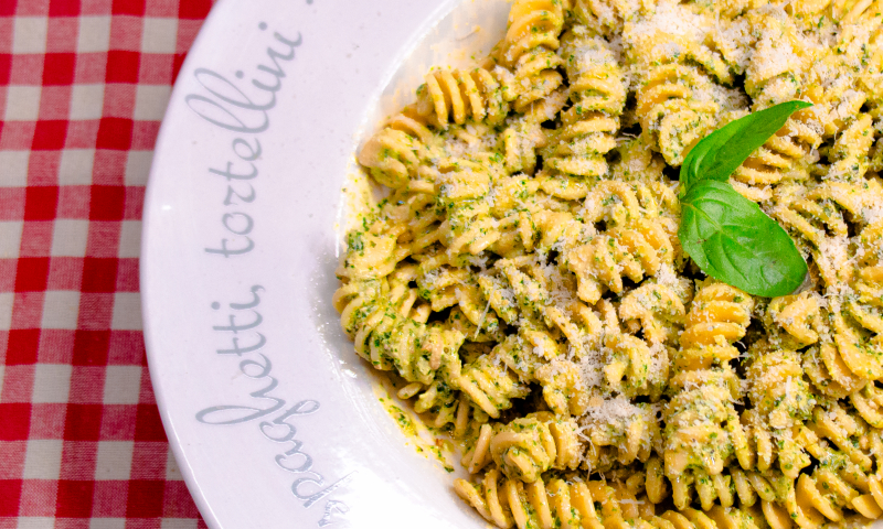 pâtes pesto du traiteur italien puteaux trattoriapiccino